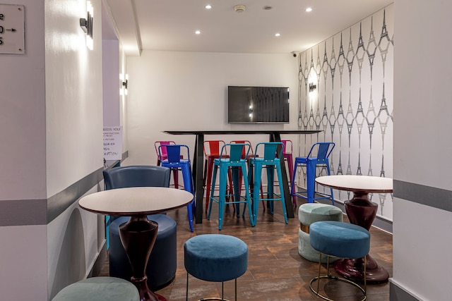 イビス スタイルズ パリ エッフェル カンブロンヌ