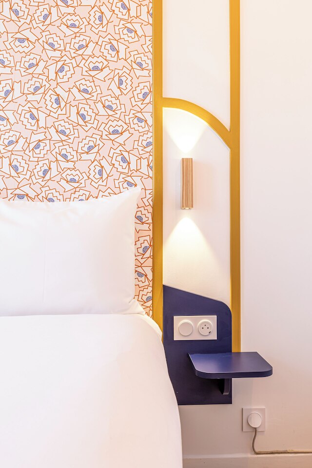 イビス スタイルズ パリ エッフェル カンブロンヌ