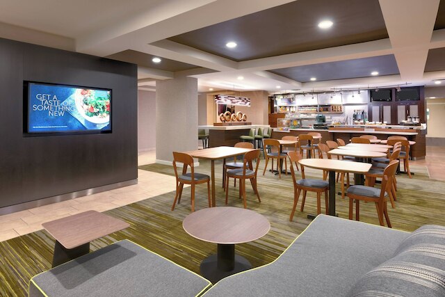 コートヤード バイ マリオット オクラホマシティ ノースウエスト