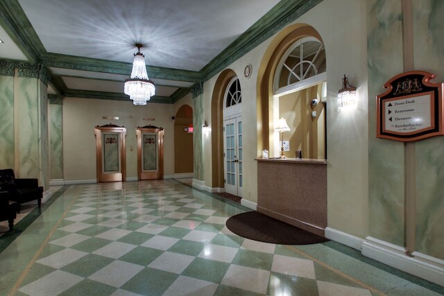 ザ ニッカーボッカー オン ザ レイク