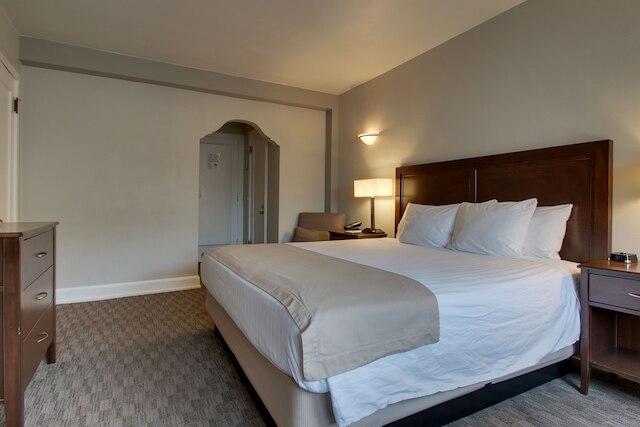 ザ ニッカーボッカー オン ザ レイク