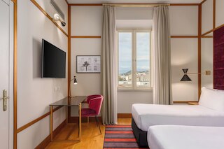 ルーム メイト ルカ, フィレンツェ