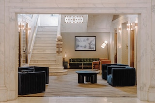 クラブ クォーターズ  ホテル ワッカー アット ミシガン シカゴ