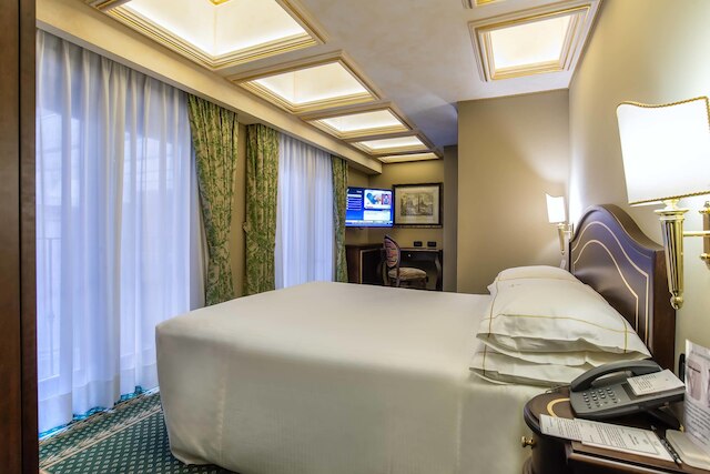 リバー パレス ホテル