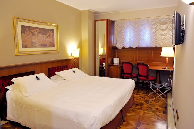 サンタ バーバラ ホテル