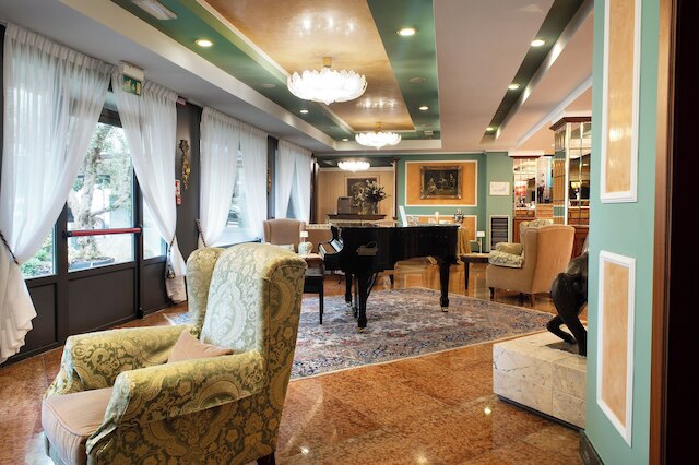 サンタ バーバラ ホテル