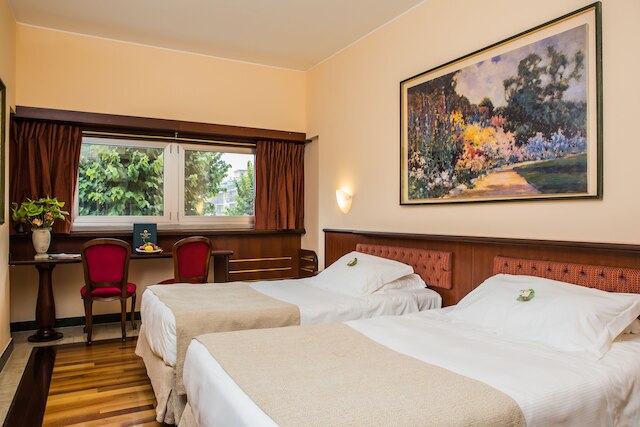 サンタ バーバラ ホテル