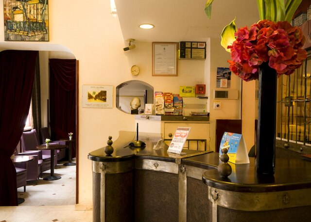 ホテル パックス オペラ