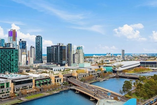 クラリオン スイーツ ゲートウェイ