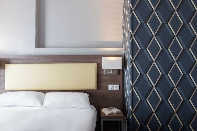 オテル アンバサダー