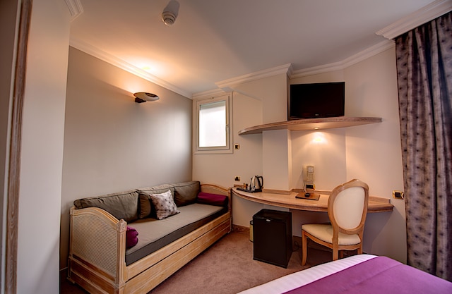 オテル デュ ミディ パリ モンパルナス