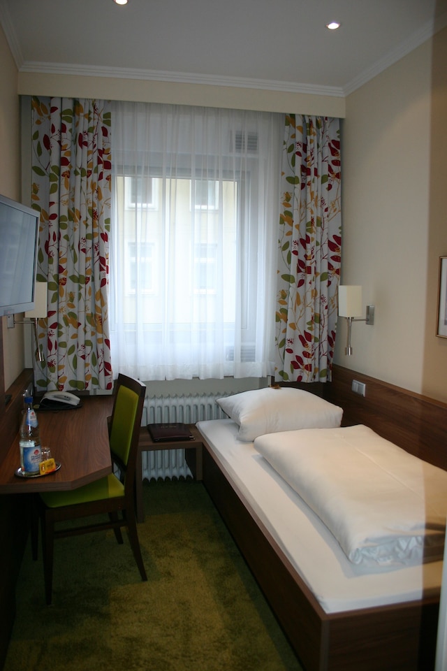 ホテル ハウザー