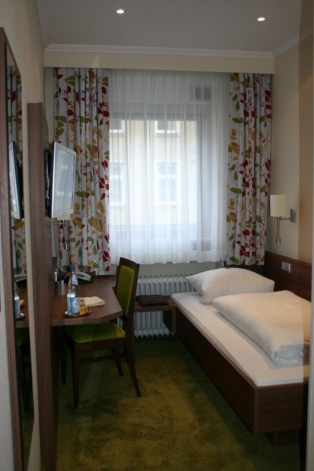 ホテル ハウザー