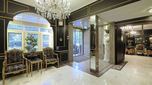 アポロファースト ブティック ホテル