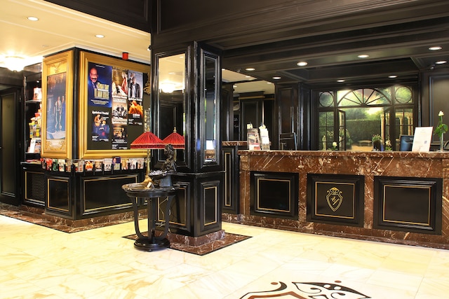 アポロファースト ブティック ホテル