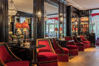 アポロファースト ブティック ホテル