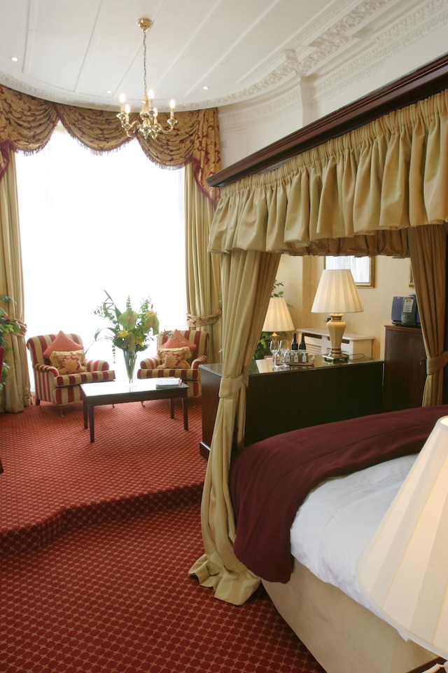 コロネード ホテル ロンドン