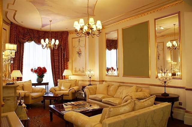 コロネード ホテル ロンドン