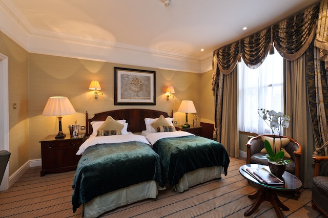 コロネード ホテル ロンドン