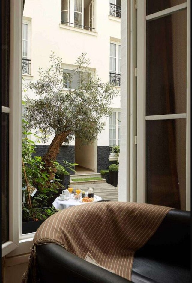 ホテル ル トゥエルブ