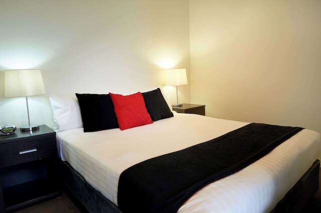 コンフォート アパートメンツ オン エリザベス