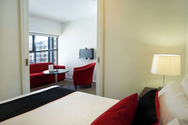 コンフォート アパートメンツ オン エリザベス