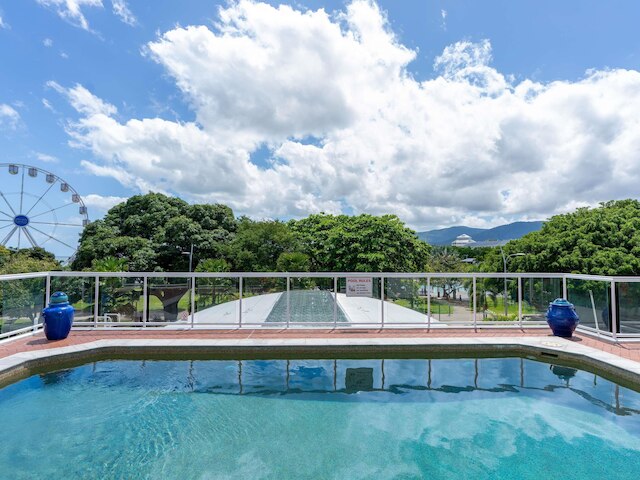 ブレークフリー ロイヤル ハーバー