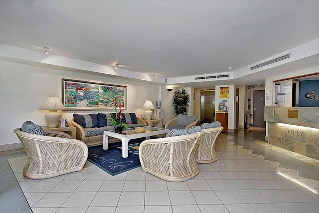 181 ジ エスプラネード