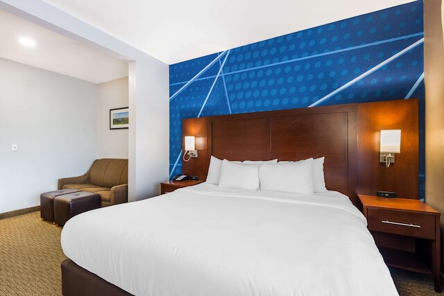 コンフォート スイーツ オマハ イースト - カウンシル ブラフス