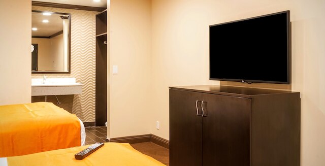 レドンド ピア イン