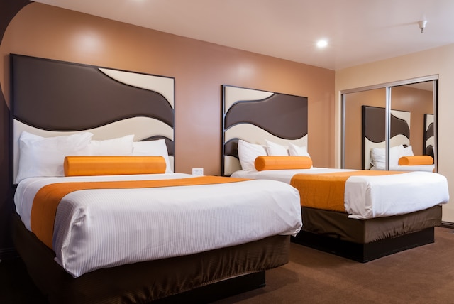 レドンド ピア イン