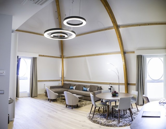 リンペリアル パレス