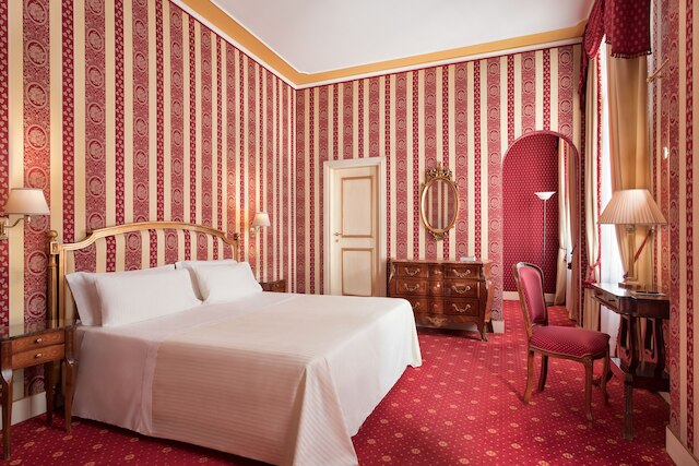 シーナ パラッツォ サンタンジェロ