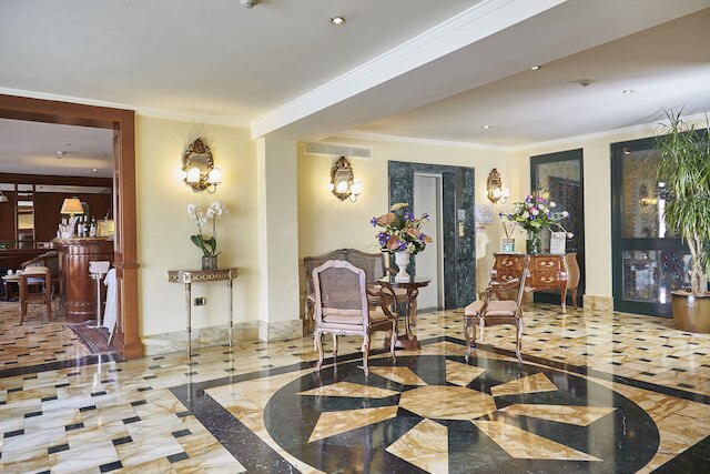 シーナ パラッツォ サンタンジェロ