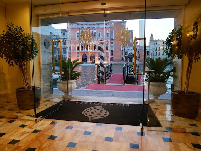 シーナ パラッツォ サンタンジェロ