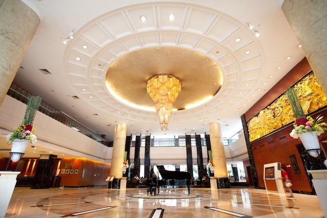 ドンファンホテル広州 (广州东方宾馆)