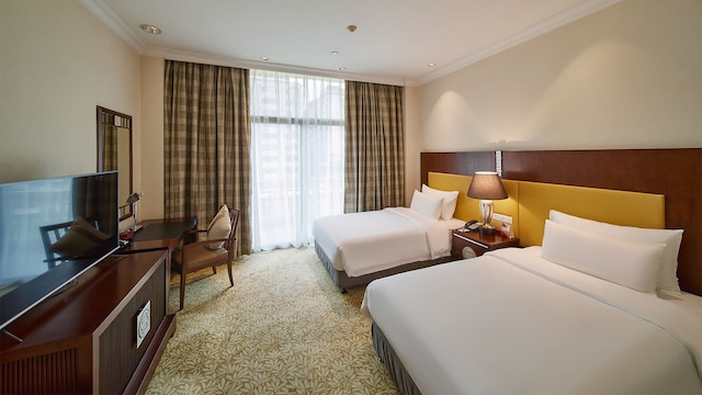 ドンファンホテル広州 (广州东方宾馆)