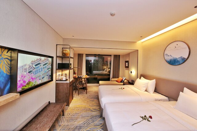 ドンファンホテル広州 (广州东方宾馆)