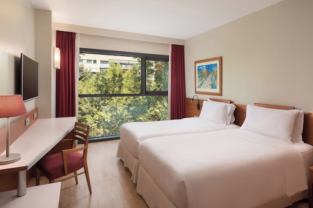 フォー ポインツ バイ シェラトン バルセロナ ディアゴナル