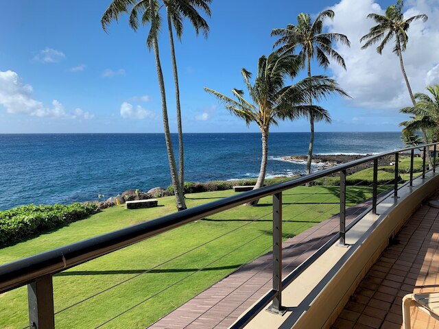 ホエラーズ コーブ オーシャンフロント リゾート