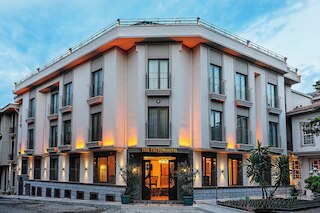 トリトン ホテル