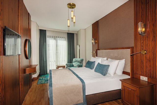 トリトン ホテル