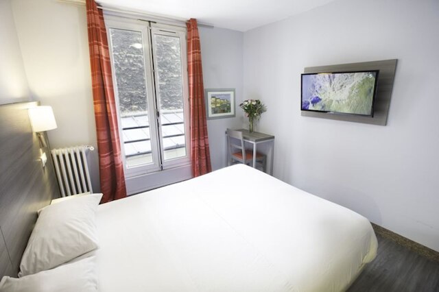 ヒポテル パリ ペール ラシェーズ レピュブリック