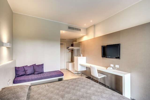 ホテル イソラ サクラ ローマ エアポート