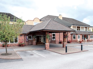 コットンズ ホテル & スパ