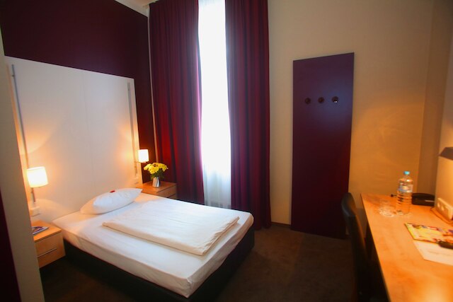 ホテル コロンバス