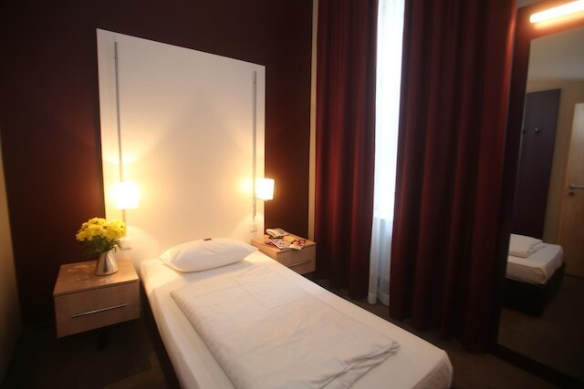 ホテル コロンバス