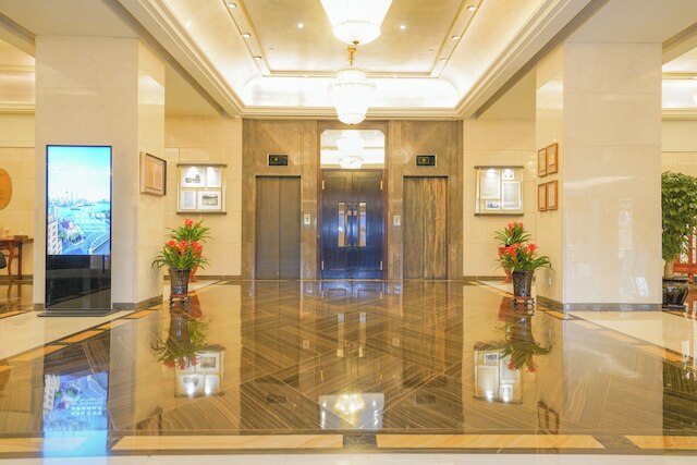 Broadway Mansions Hotel - Bund Shanghai (上海大厦)