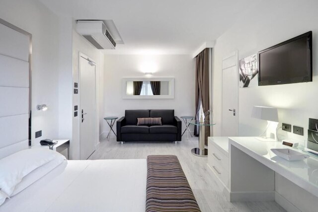 LHP ホテル リバー & スパ