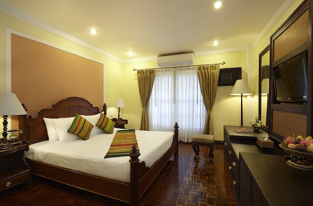 ヴィラ サンティ ホテル